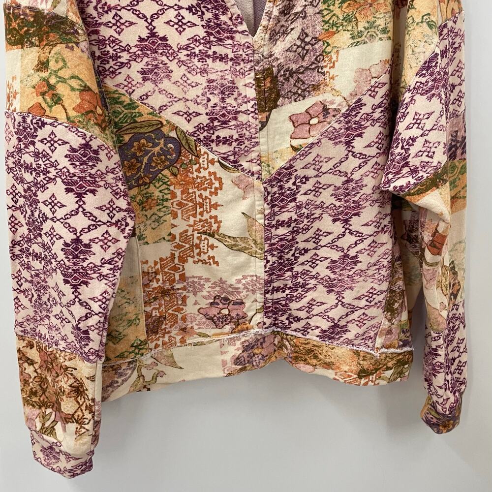 Anthropologie Pilcro L Patchwork Split Neck Sweatshirt Floral Boho Casual - Picture 5 of 9